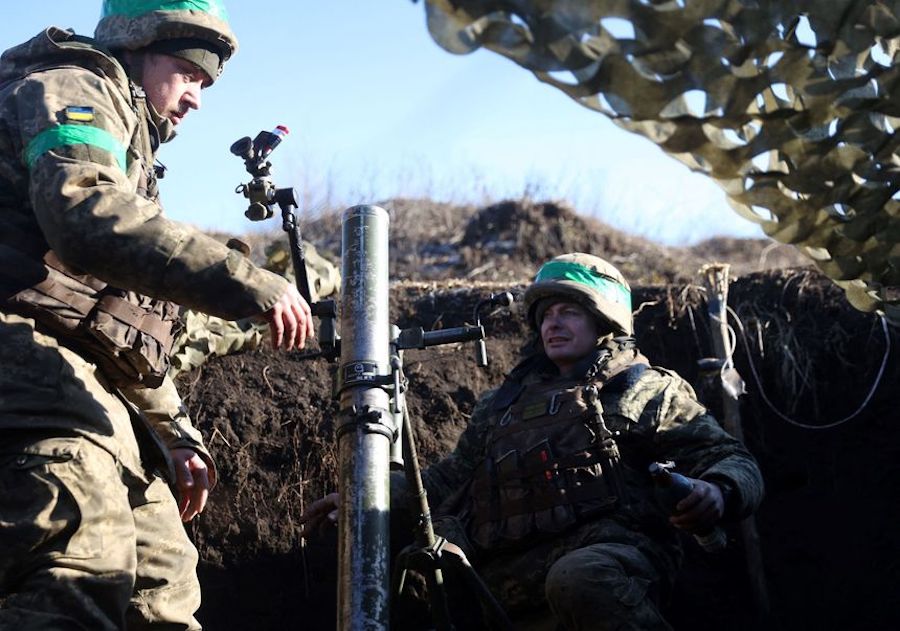 Ukrainian soldiers near Bakhmut