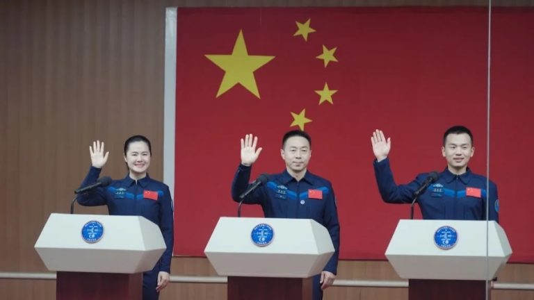 Chinese astronauts Wang Haoze, Cai Xuzhe and Song Lingdong Shenzhou-19