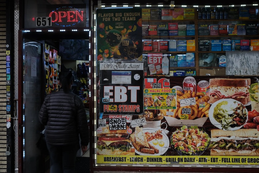 Адміністрація Трампа надішле лише часткові виплати за продовольчими талонами цього місяця