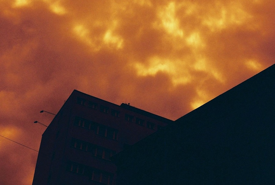 ТІМОТІ СНАЙДЕР: Кабінет Міністрів Апокаліпсису.  Огляд новин в уявній розмові