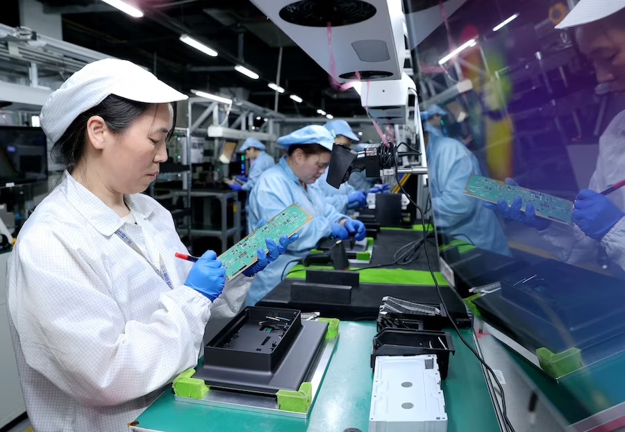 China's producer inflation jumps to 4-year high